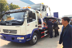 介休汽车道路救援拖车价格